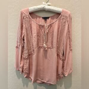 AMERICAN EAGLE | Blush Pink Boho Peasant Blouse Lace Trim Long Sleeve | Medium